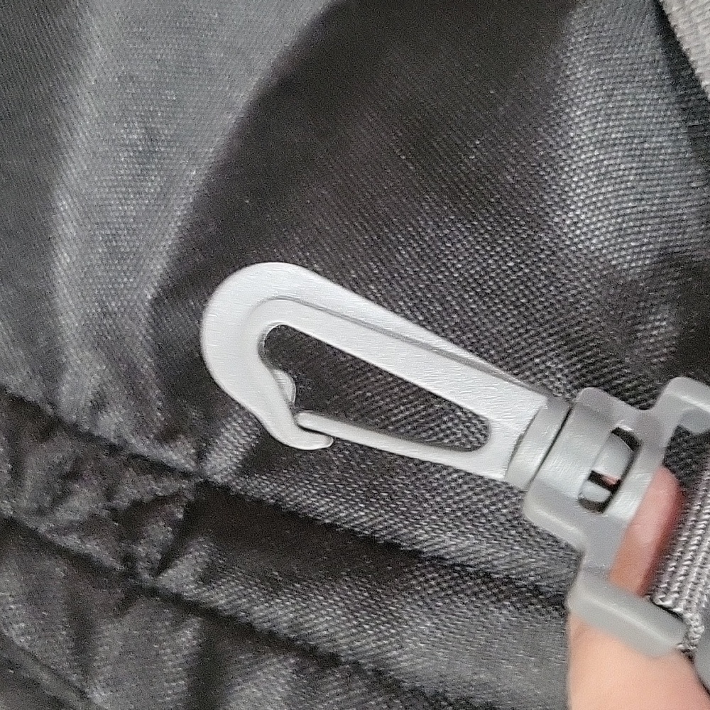 Outward Hound PupBoost Car Seat for Small Dogs, Adjustable Easy Attach Booster S - Picture 5 of 6
